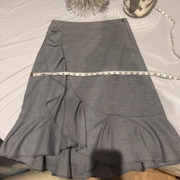 Gracia Skirt Sz L Knee Length Black White Plaid Ruffle Flounce Hem - Picture 12 of 14